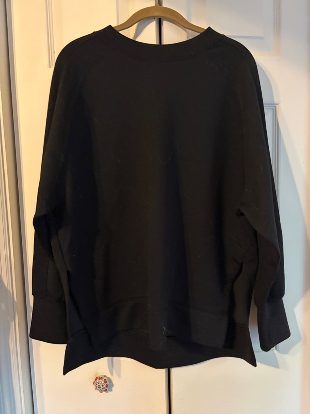 Women's Black Crewneck Pullover Sweatshirt